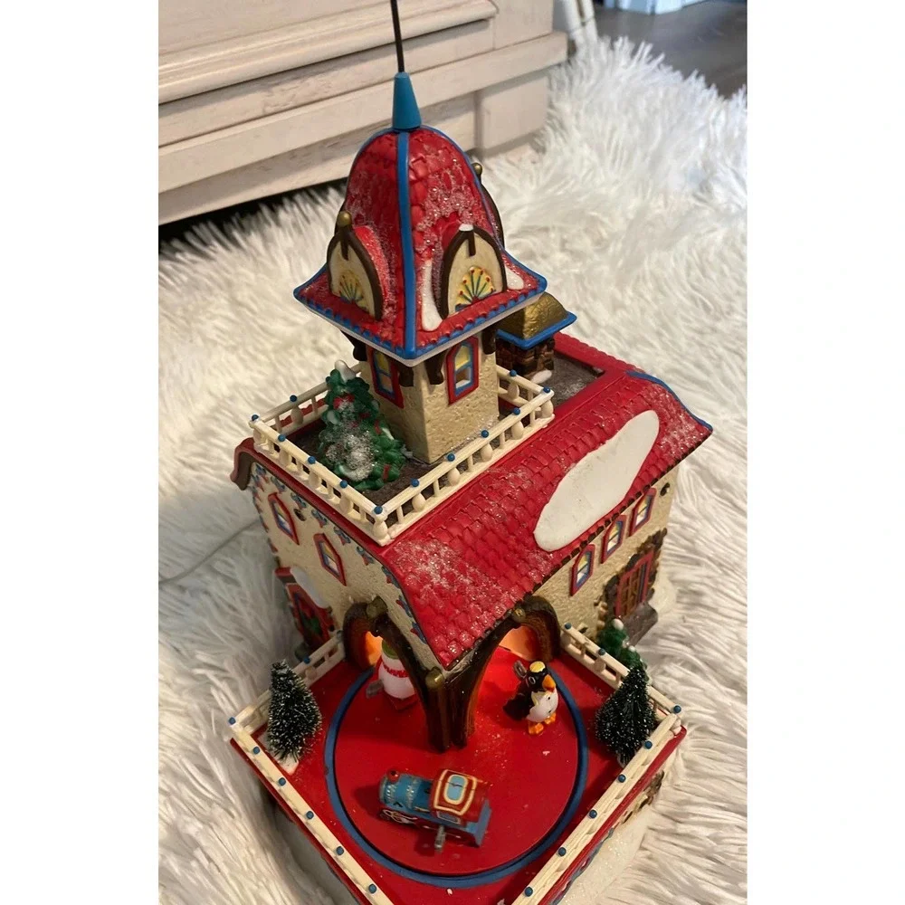 Retired Department 56 Checking it Twice Wind Up Toys